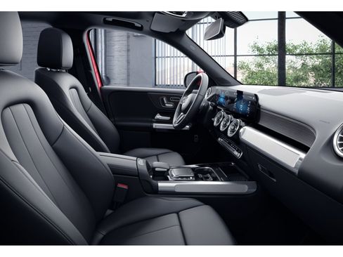 Certified 2023 Mercedes-Benz GLB 250 4MATIC image 34