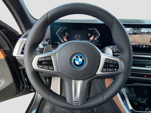 New 2026 BMW X5 xDrive50e w/ M Sport Package image 40