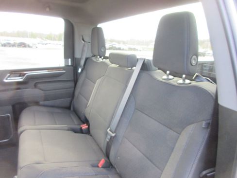 New 2026 GMC Sierra 2500 SLE w/ SLE Value Package; image 15