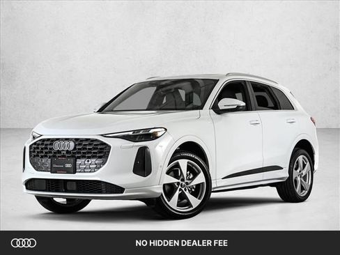 Certified 2025 Audi Q5 Premium w/ Premium Plus AWD/4WD image 1