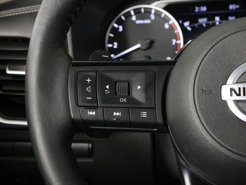 Used 2021 Nissan Rogue SL w/ Premium Package image 29