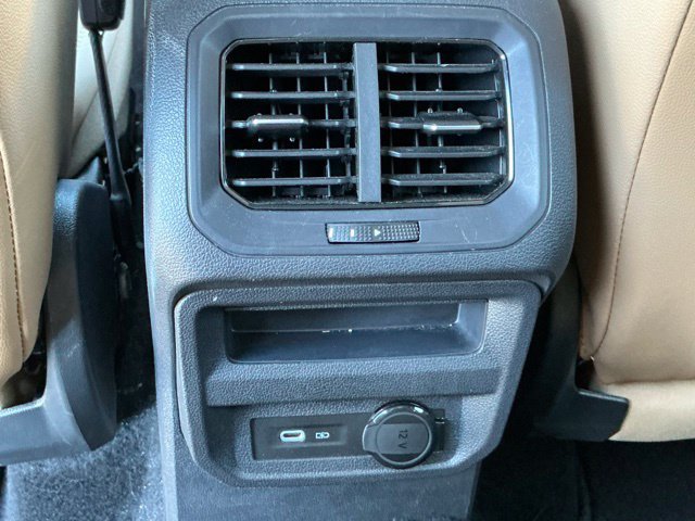 Certified 2023 Volkswagen Tiguan SE R-Line AWD/4WD image 18