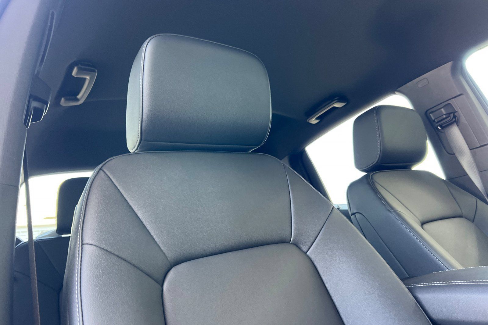 New 2025 GMC Canyon Elevation w/ Convenience Package RWD image 18