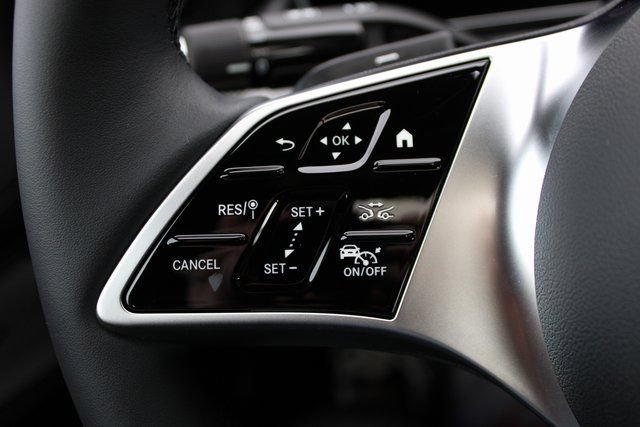 New 2025 Mercedes-Benz C 300 4MATIC Sedan image 19
