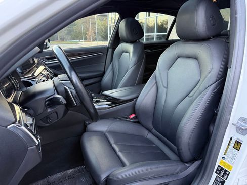 Used 2018 BMW 530i xDrive w/ Premium Package image 35