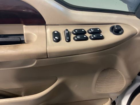 Used 2006 Ford F350 Harley-Davidson image 12