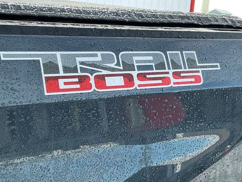 Used 2021 Chevrolet Silverado 1500 LT Trail Boss image 61