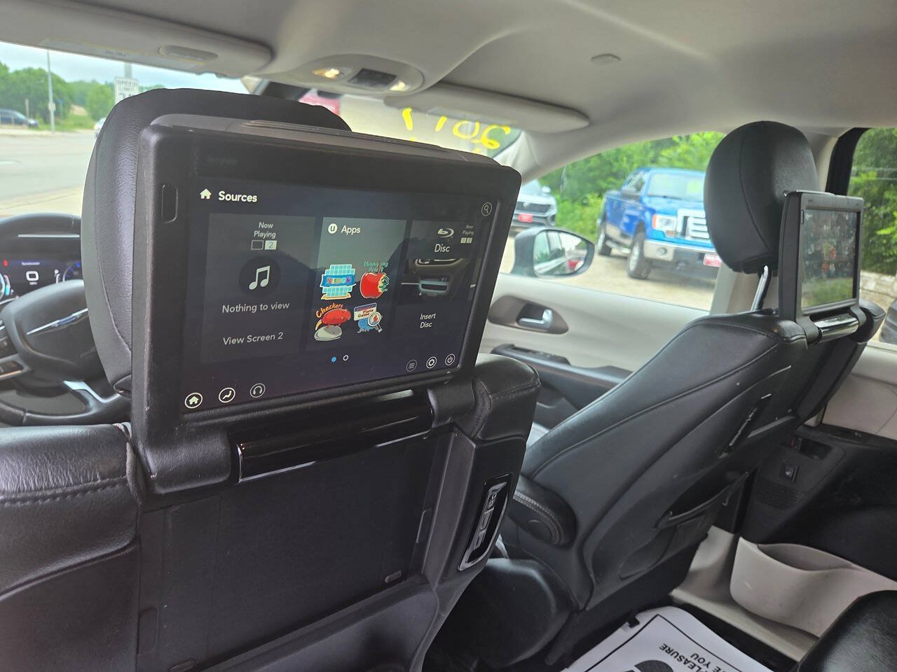 Used 2017 Chrysler Pacifica Touring-L Plus FWD image 20