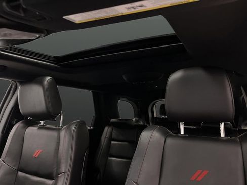 Used 2024 Dodge Durango GT image 7