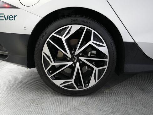 Used 2023 Hyundai Ioniq 6 Limited RWD image 22