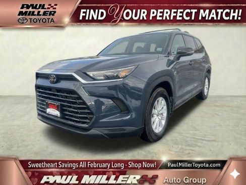 Certified 2024 Toyota Grand Highlander XLE image 1