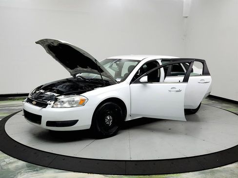 Used 2016 Chevrolet Impala Police FWD image 9