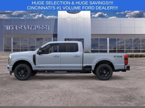 New 2026 Ford F250 Lariat w/ Black Appearance Package AWD/4WD image 3