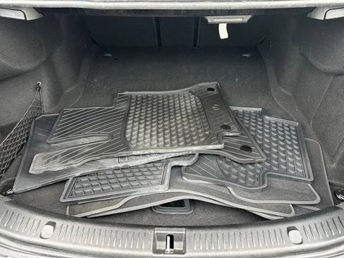 Used 2022 Mercedes-Benz E 350 4MATIC Sedan image 11