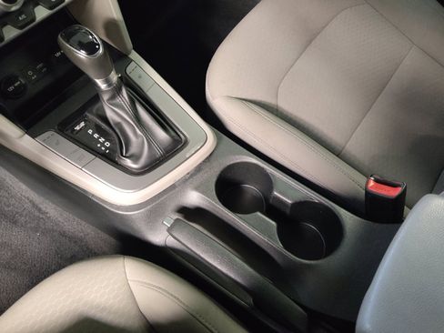 Used 2019 Hyundai Elantra Value Edition FWD image 26