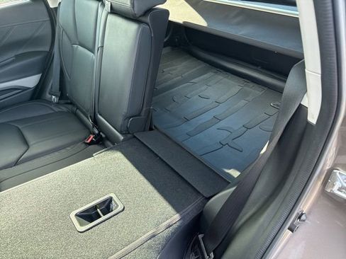 Used 2023 Subaru Forester Limited image 19