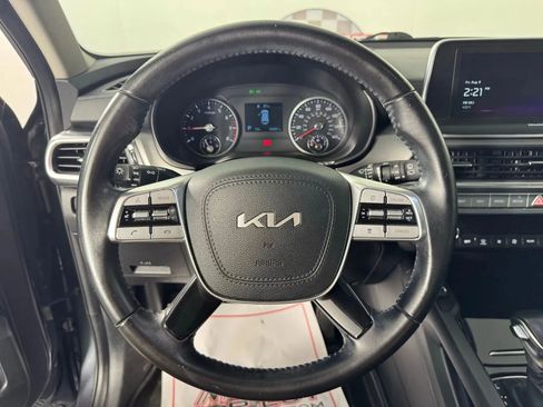 Used 2022 Kia Telluride S image 13
