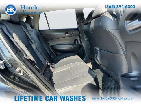 Used 2022 Toyota Corolla Cross XLE image 35