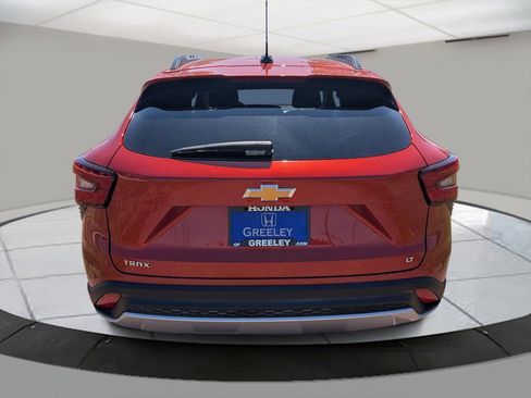 Used 2024 Chevrolet Trax LT w/ Driver Confidence Package image 4