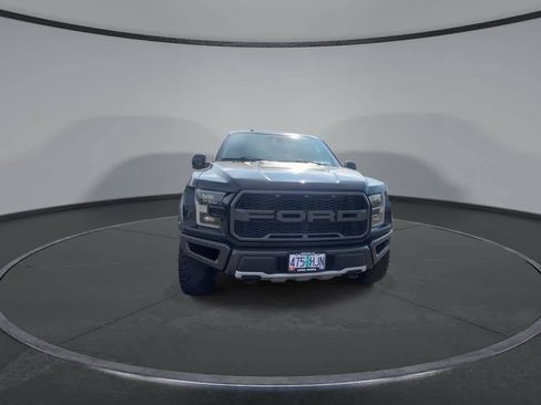 Used 2017 Ford F150 Raptor w/ Equipment Group 802A Luxury AWD/4WD image 3