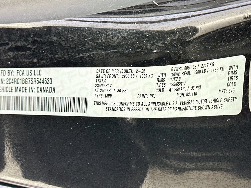 Used 2025 Chrysler Pacifica Select FWD image 34