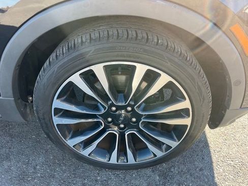 Used 2019 Lincoln MKC Reserve w/ MKC Technology Package image 17