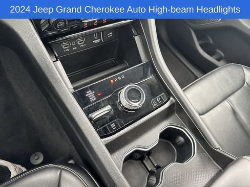 Used 2024 Jeep Grand Cherokee Limited 4xe image 26