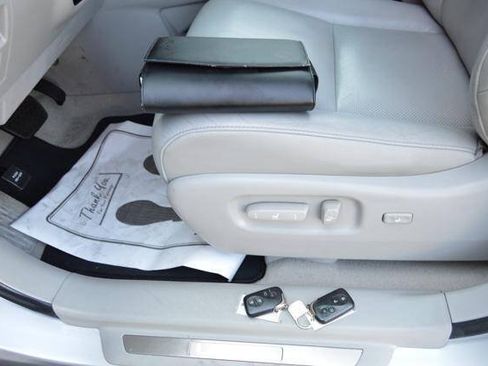 Used 2012 Lexus RX 350 FWD w/ Premium Pkg image 30