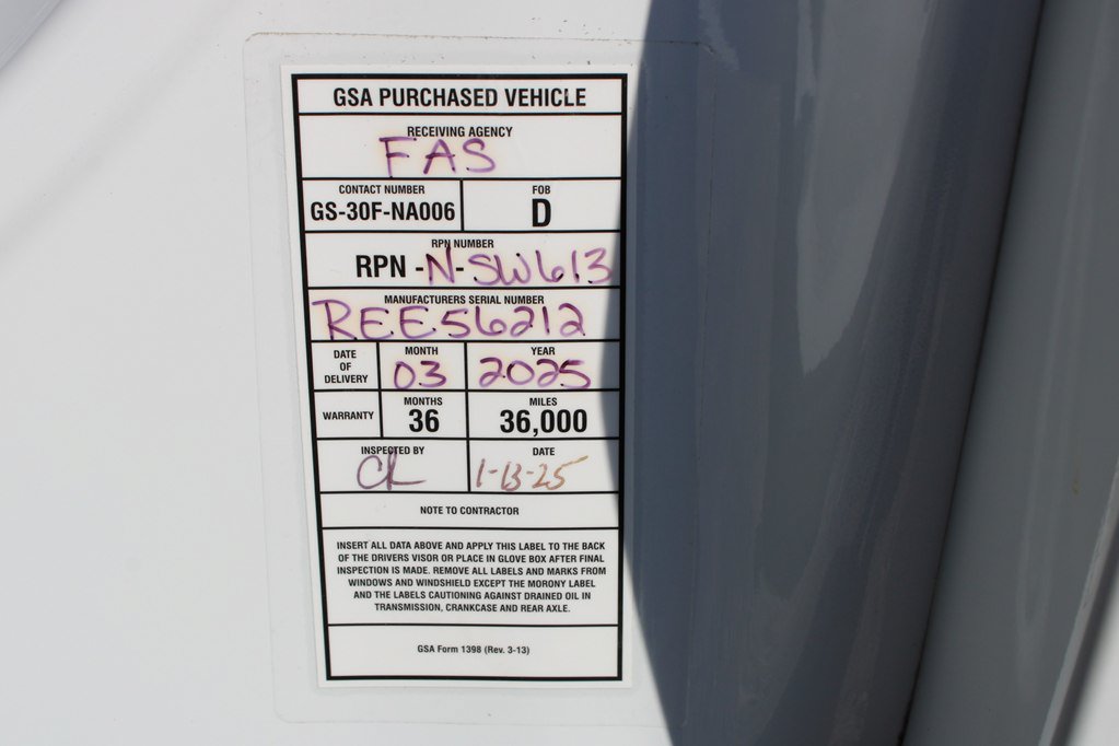 Used 2024 Ford F550 4x4 Regular Cab Super Duty image 39
