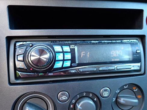 Used 2005 Subaru Outback 2.5i image 20