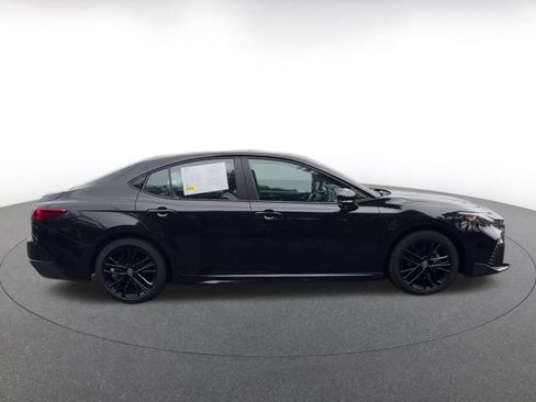 Used 2025 Toyota Camry SE FWD image 16