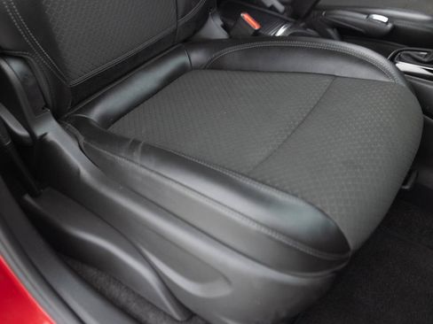 Used 2019 Buick Encore Preferred FWD image 27