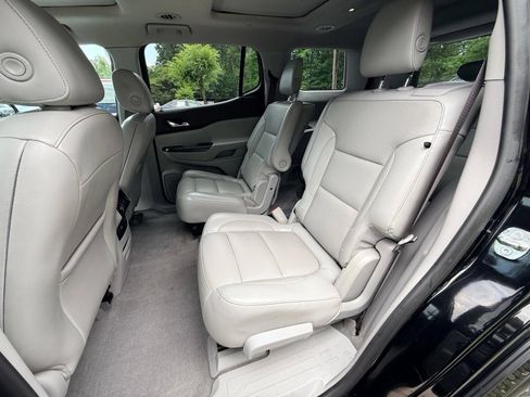 Used 2019 GMC Acadia SLT AWD/4WD image 36