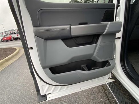 Certified 2021 Ford F150 XLT w/ Equipment Group 302A High image 14