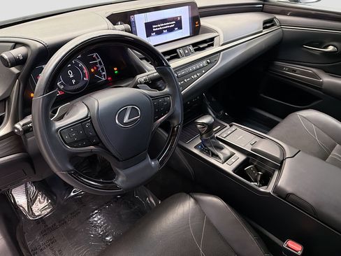 Used 2019 Lexus ES 350 Luxury image 7