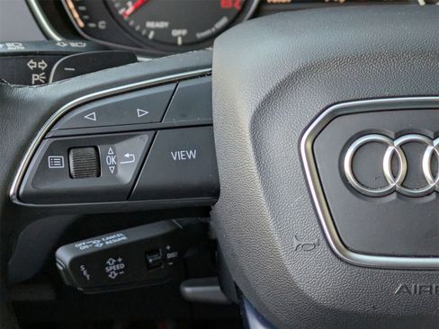 Used 2023 Audi Q5 2.0T Premium w/ Convenience Package image 10