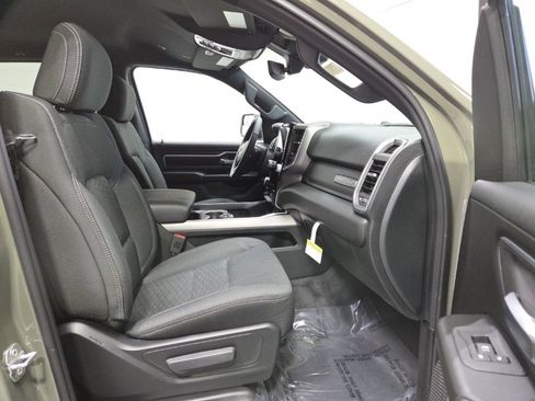 New 2026 RAM 1500 Big Horn AWD/4WD image 10