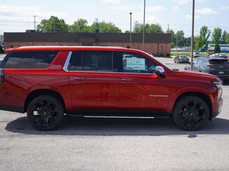 New 2025 Chevrolet Suburban Premier video 2