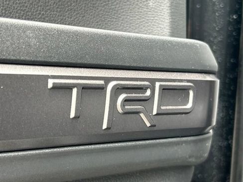 Used 2025 Toyota Tacoma TRD Sport AWD/4WD image 46