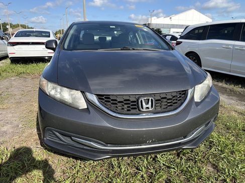 Used 2013 Honda Civic LX image 2