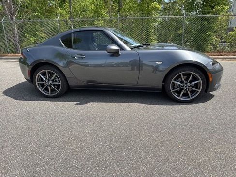 Used 2021 MAZDA MX-5 Miata RF Grand Touring image 11