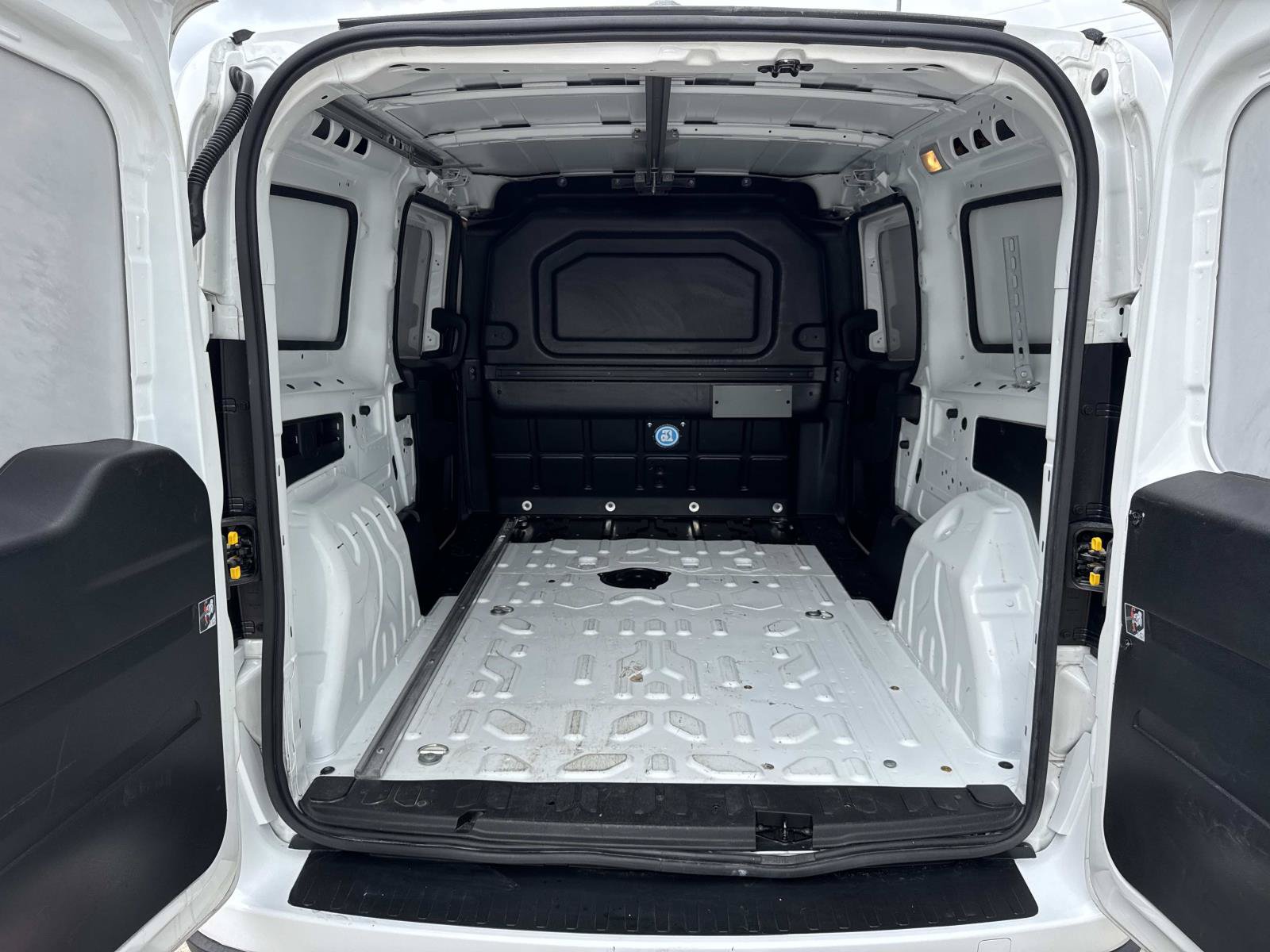 Used 2022 RAM ProMaster City Tradesman FWD image 8