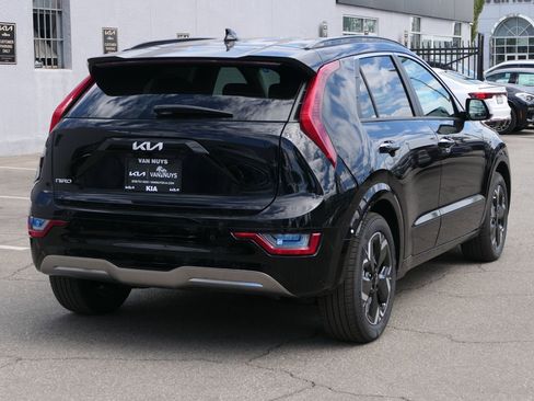 New 2025 Kia Niro Wave image 3