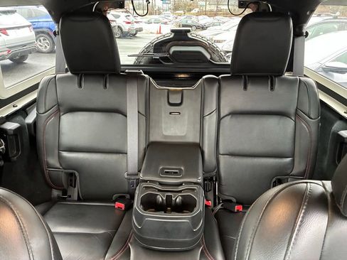Used 2022 Jeep Wrangler Unlimited Rubicon w/ LED Lighting Group image 23