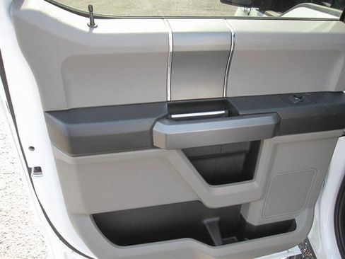 Used 2019 Ford F150 XLT w/ Equipment Group 302A Luxury image 19