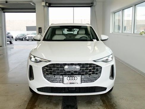 New 2025 Audi Q5 Premium image 2