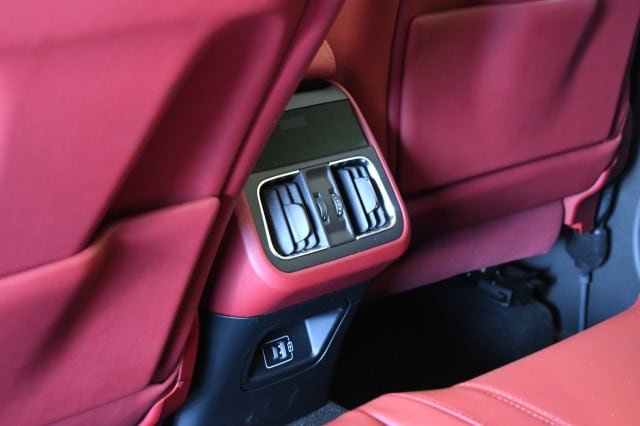 Used 2023 Maserati Grecale Modena AWD/4WD image 26