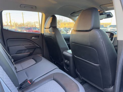 Used 2021 Chevrolet Colorado Z71 w/ Z71 Midnight Edition image 30