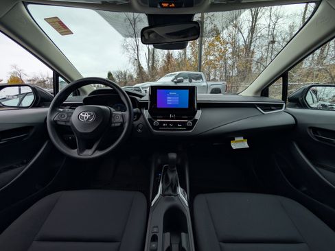 New 2026 Toyota Corolla LE image 2