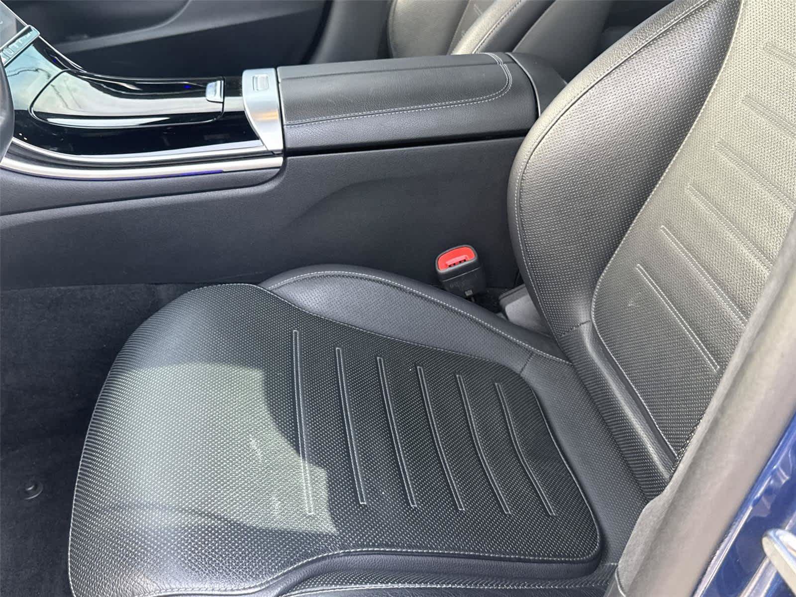 Used 2023 Mercedes-Benz C 43 AMG 4MATIC Sedan image 12